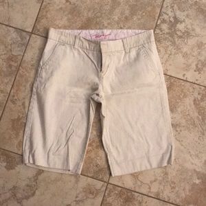 Roxy khaki Bermuda shorts size 9